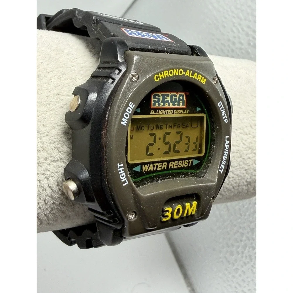 Sega Sports 1997‎ Vintage Mens Digital Watch New Battery 41MM 8.25